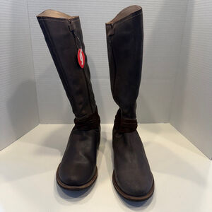 Women's/ Girl’s Gervalin Brown Boots Size 9